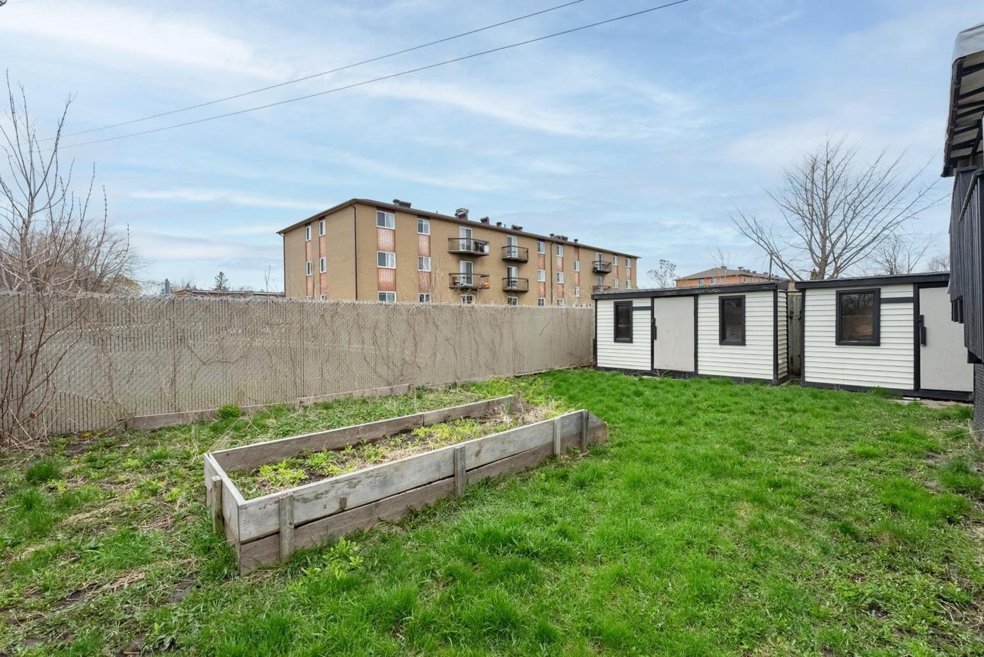 Comfortable Spacious House With Parking Brossard Exteriér fotografie